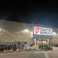 Photo taken at Tractor Supply Co. by Scott B. on 9/14/2022