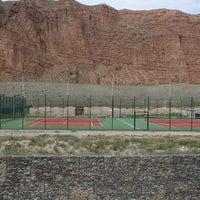 Снимок сделан в Теннисный Корт / Tennis Court пользователем Kyrgyzstan 8/22/2013