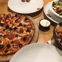 Photo taken at Pasaport Pizza by Nesrin on 4/20/2019