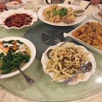 Photo taken at Pine Court Chinese Bistro by Eugene Y. on 5/21/2015