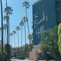 Foto tomada en Beverly Hills Hotel  por AbdulRahman A. el 4/19/2024