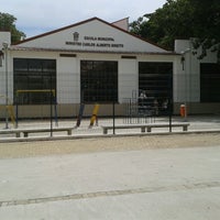 Photo taken at Escola Municipal Ministro Carlos Alberto Direito by Eduardo B. on 4/2/2013