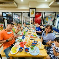 Photo taken at Khun Aor&amp;#39;s Vietnamese Cuisine by ay W. on 8/12/2022