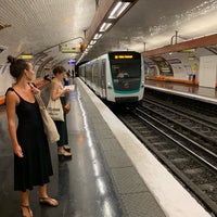 Photo taken at Métro Richelieu—Drouot [8,9] by Miazga E. on 8/27/2019