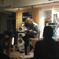 Photos At Noho Sound Electronics Store In Noho Manhattan specialty audio retailer noho sound will be hosting an open house on thursday. photos at noho sound electronics