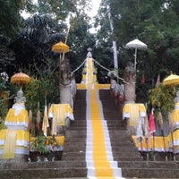 Pura Gunung Sari Temple