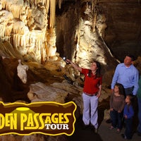 Das Foto wurde bei Natural Bridge Caverns von Natural Bridge Caverns am 8/11/2015 aufgenommen