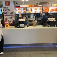 Photo taken at McDonald&amp;#39;s by Slava S. on 10/21/2022