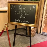 9/16/2017에 Jasmin G.님이 Salons Mantovani에서 찍은 사진