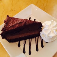 Photo taken at The Cheesecake Factory by Haruka S. on 3/12/2015