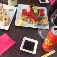 Photo taken at Planet Sushi by Luciana P. on 6/26/2017