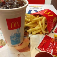 Photo taken at McDonald&amp;#39;s &amp;amp; McCafé by Jang P. on 5/13/2013