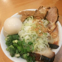 Photo taken at 丸千製麺 by monyurun も. on 3/27/2015