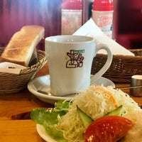 Photo taken at Komeda&amp;#39;s Coffee by yahweh d. on 9/22/2017