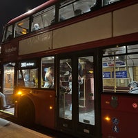 Photo taken at Bus Stop G: King&amp;#39;s Cross Station/York Way by Robert S. on 3/3/2022