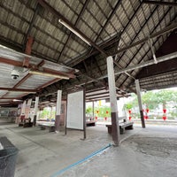 Photo taken at Bang Khen Railway Station (SRT1011) by Robert S. on 5/4/2022