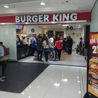 Photo taken at Burger King by Álvaro R. on 10/29/2017