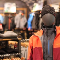 Altitude Sports Com Sporting Goods Shop In St Jovite Mont Tremblant