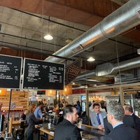 Foto tirada no(a) 7th Street Public Market por Kelley B. em 3/2/2020