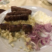 6/30/2017 tarihinde Afalayziyaretçi tarafından Turkish Restaurant Dukat'de çekilen fotoğraf