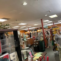 12/26/2022にKathryn B.がVroman&amp;#39;s Bookstoreで撮った写真