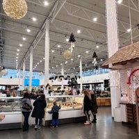11/17/2019 tarihinde Sergey L.ziyaretçi tarafından МЕГА Новосибирск / MEGA Mall'de çekilen fotoğraf