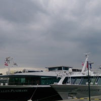 Photo taken at Reichsbrücke Dock by SMR on 5/25/2017