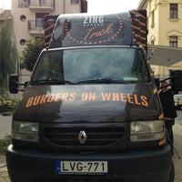 Zing Burger Food Truck In Zsidónegyed
