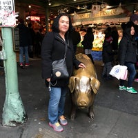 Photo taken at Rachel the Pig at Pike Place Market by Sunita M. on 1/2/2019