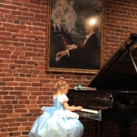 Photo taken at Steinway Piano Gallery San Francisco by Ruslan A. on 3/1/2018