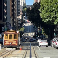 Photo taken at California Cable Car Turnaround-East by Ruslan A. on 4/4/2023