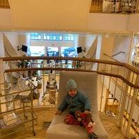 Photo taken at Williams-Sonoma by Ruslan A. on 5/1/2019