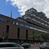 6/25/2017 tarihinde Ruslan A.ziyaretçi tarafından UQAM | Université du Québec à Montréal'de çekilen fotoğraf