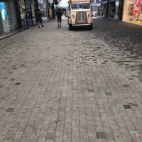Photo taken at Festival Place Shopping Centre by Tony2Pints on 7/1/2018
