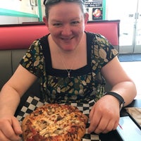 Photo taken at Totally 80&amp;#39;s Pizza by Shellma on 7/21/2017
