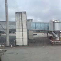 รูปภาพถ่ายที่ Aeropuerto de Santiago de Compostela โดย Shinfu เมื่อ 7/22/2023