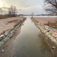Photo taken at Uunisaaren kanavan silta by Juhani P. on 11/23/2019