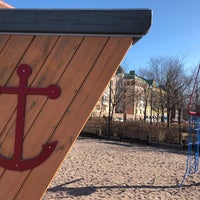 Photo taken at Leikkipaikka Meripuisto by Juhani P. on 4/14/2018