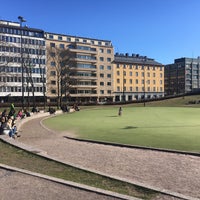 Photo taken at Lastenlehdon puisto by Juhani P. on 5/3/2017