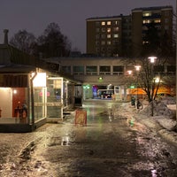 Photo taken at Pohjois-Haaga / Norra Haga by Juhani P. on 1/24/2022