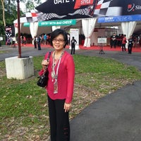 Photo taken at Singapore Grand Prix - Sky Suite by Hoisan C. on 9/21/2013