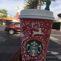 Photo taken at Starbucks by Ƙҽ ♥️ on 11/12/2016