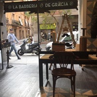 Photo taken at La Barberia de Gràcia by Uliana M. on 12/31/2015