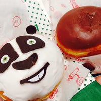 Foto scattata a Krispy Kreme da Ilse R. il 3/22/2016