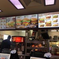Photo taken at Burger King by Hasenpaar on 10/5/2019