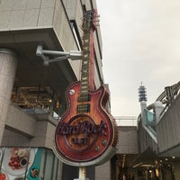 Photo taken at Hard Rock Cafe by Akihiro S. on 2/25/2023