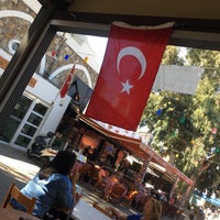 Photo taken at Sakallı Restaurant - Ali Doksan by Debbie Y. on 9/24/2018
