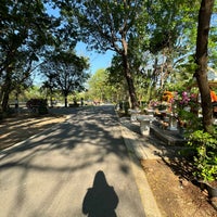 Photo taken at Phutthamonthon Sai 2 Park by Pommy on 3/31/2024
