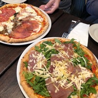 Photo taken at Kesté Pizza &amp;amp; Vino by Olena 🌚 on 4/21/2018