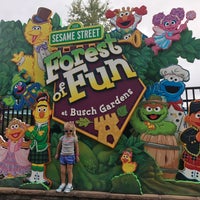 รูปภาพถ่ายที่ Sesame Street Forest of Fun โดย Michael L. F. เมื่อ 10/8/2017